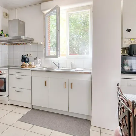 - Parenthese Bien Etre - Pres De Paul Sabatier * Рамонвиль-Сент-Ань